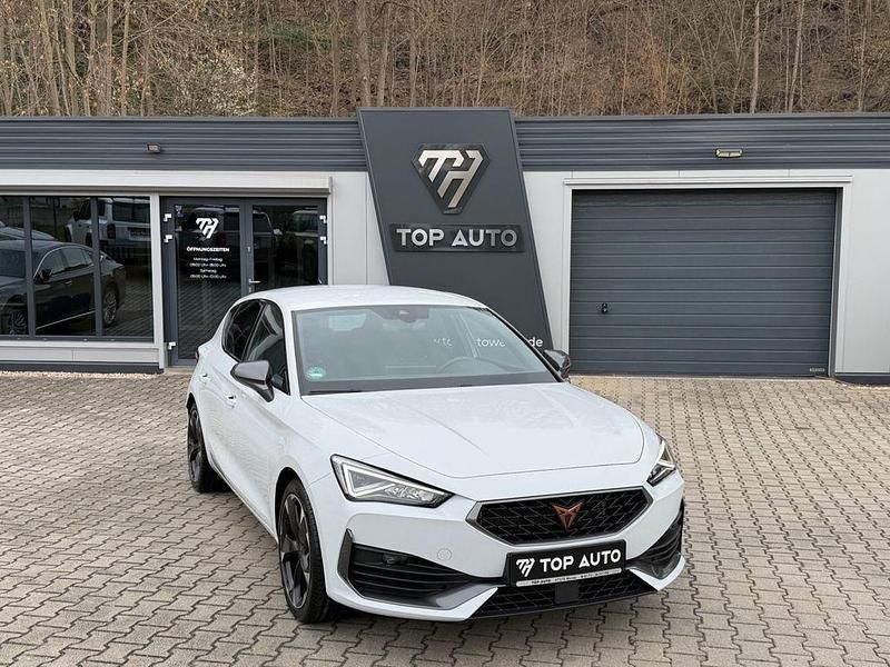Gebraucht Cupra Leon VZ 245 PS (180 kW) 2023 Weiß Limousine