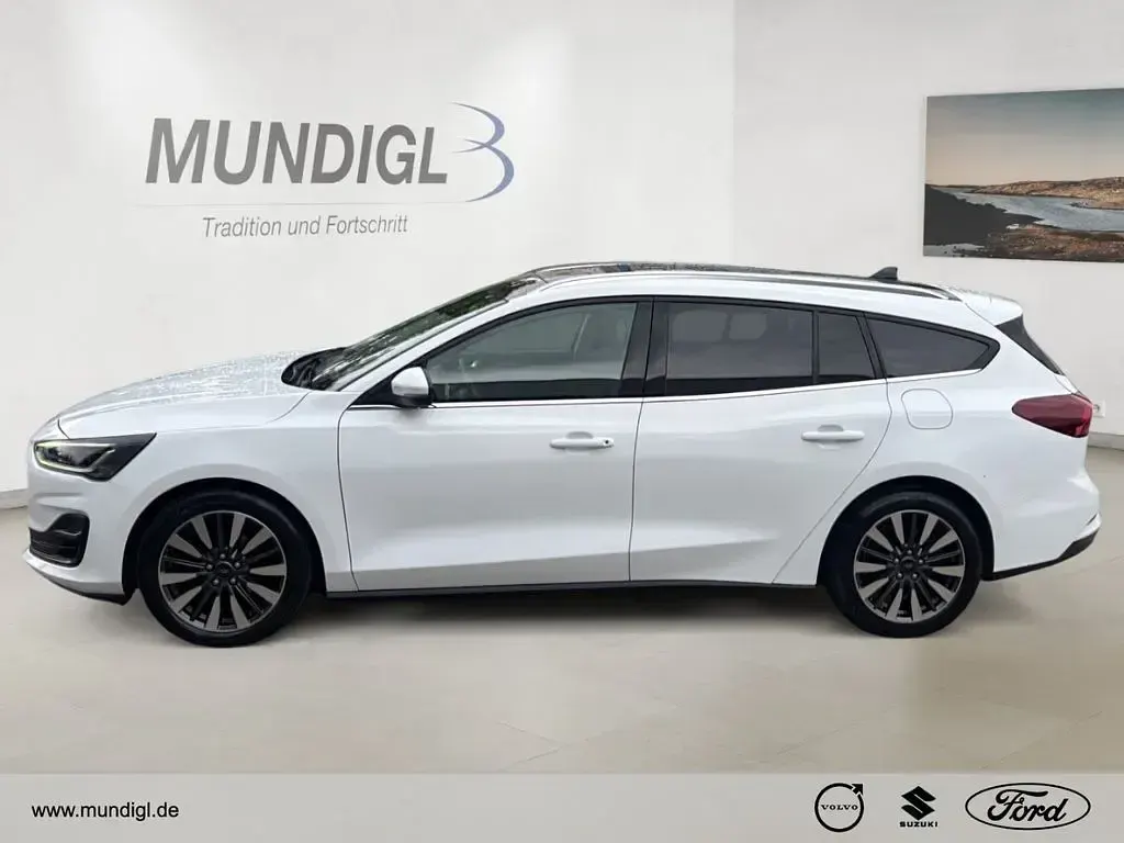 Gebraucht Ford Focus Titanium X 116 PS (85 kW) 2023 Weiss Kombi