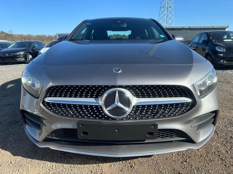 Grau Gebraucht 2021 Mercedes A220 AMG Limousine | 21.999 € (Guter Preis) - Bild 1/4