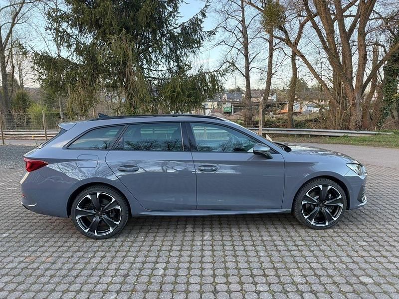 Gebraucht Cupra Leon VZ 245 PS (180 kW) 2021 Grau Kombi
