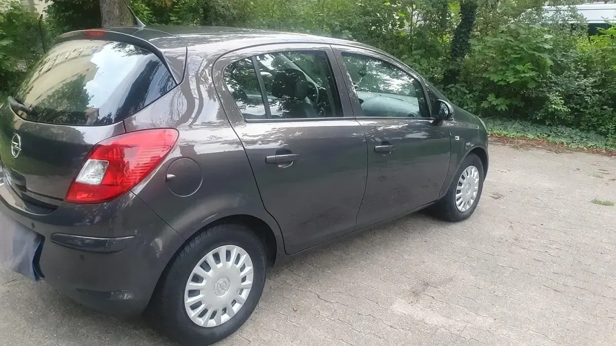 Usata Opel Corsa 87 CV (63 kW) 2013 Grigio Utilitaria