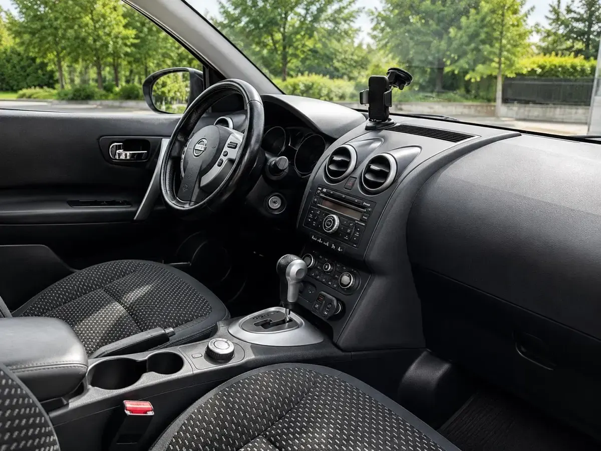 Gebraucht Nissan Qashqai 150 PS (110 kW) 2008 Schwarz SUV