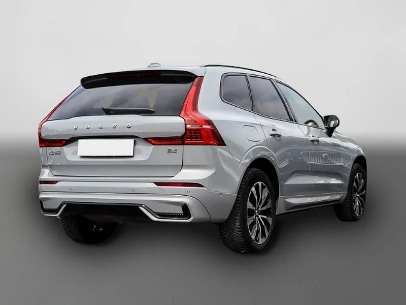 Gebraucht Volvo XC60 Plus 197 PS (144 kW) 2024 Grau SUV