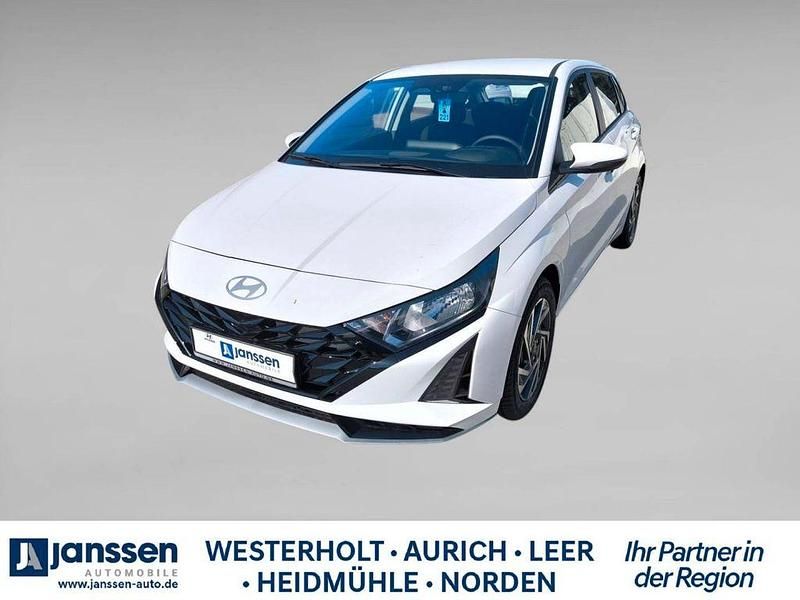 Atlas white Neu 2025 Hyundai i20 Trend Limousine | 22.990 € (Etwas zu teuer) - Bild 1/4