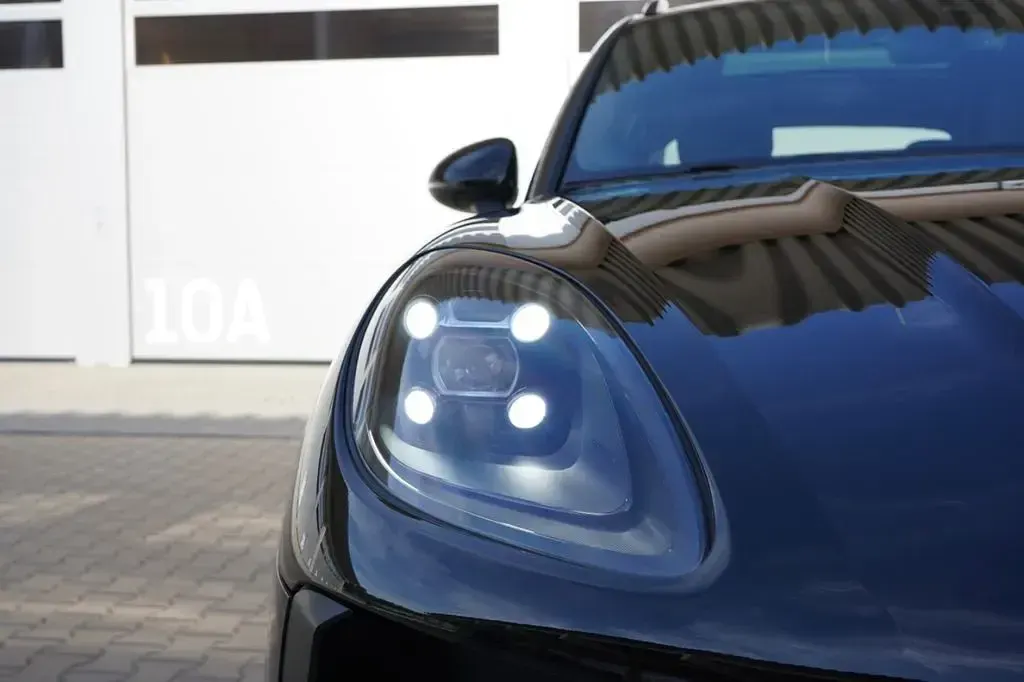 Gebraucht Porsche Macan 245 PS (180 kW) 2021 Schwarz SUV