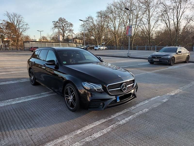 Gebraucht Mercedes E43 AMG AMG 401 PS (294 kW) 2018 Schwarz Limousine