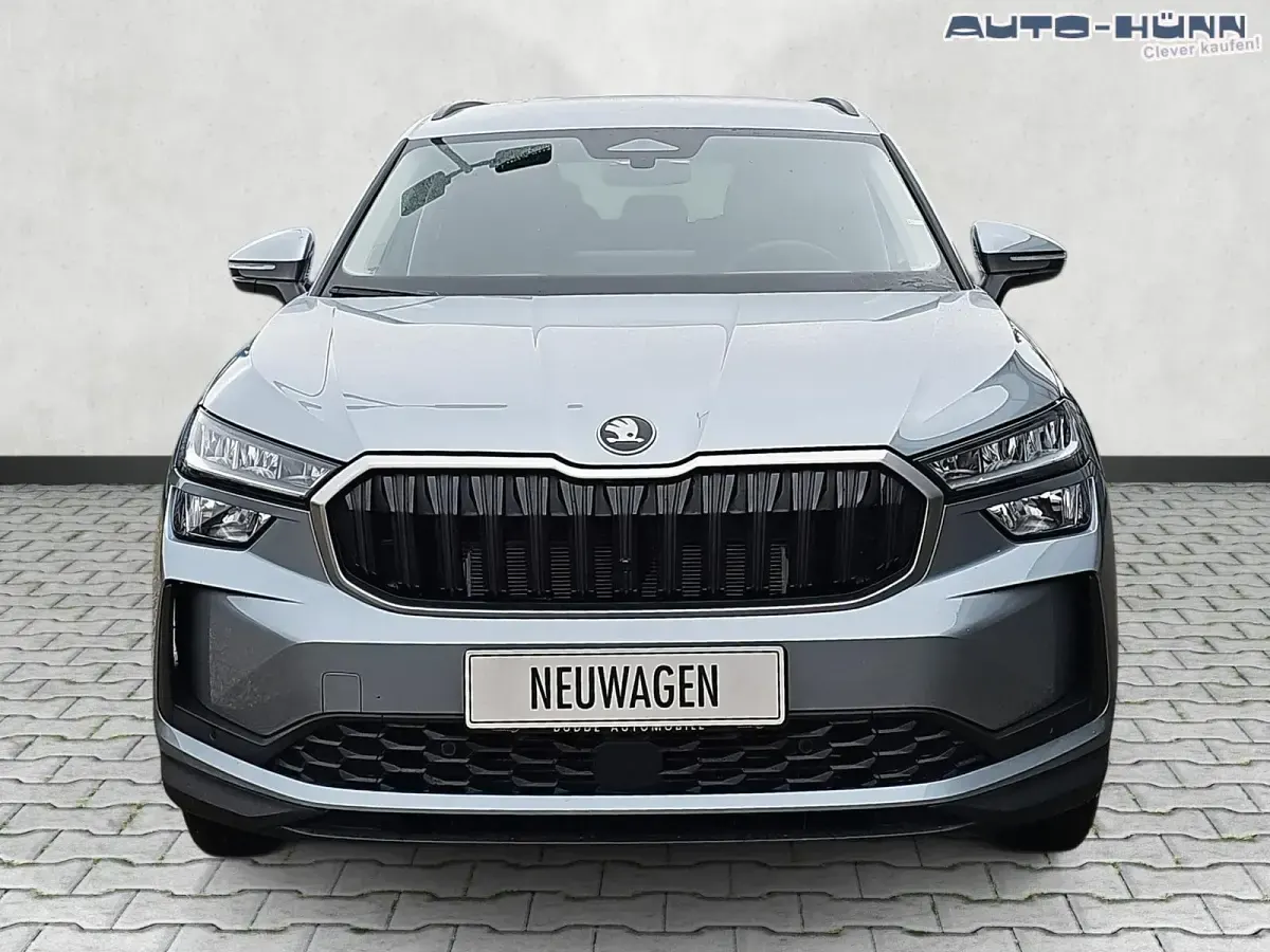 Neu Skoda Kodiaq Selection 150 PS (110 kW) 2026 Smokey diamondsilber metallic SUV