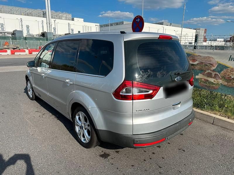 Second-hand Ford Galaxy 200 CP (147 kW) 2011 Argintiu Monovolum