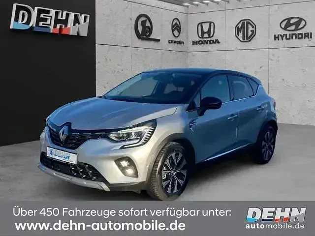 Używany Renault Captur Techno 143 KM (105 kW) 2024 Szary SUV