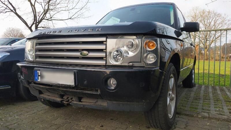 Schwarz Gebraucht 2004 Land Rover Range Rover Vogue SUV | 2.650 € - Bild 1/4