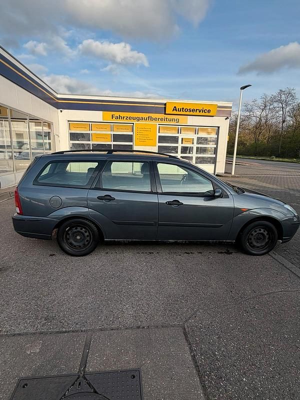 Gebraucht Ford Focus 116 PS (85 kW) 2003 Grau Kombi