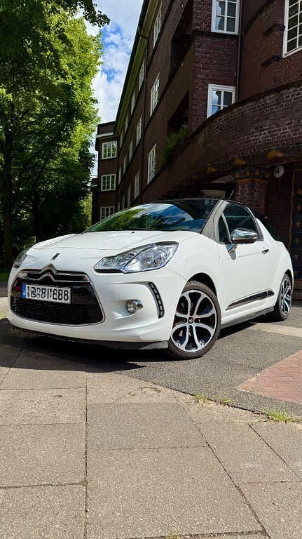 Weiß Gebraucht 2011 Citroën DS3 Sport Chic Limousine | 4.700 € (Fairer Preis) - Bild 1/4