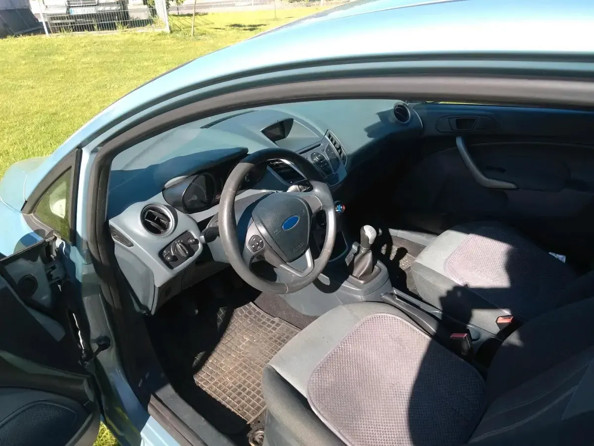 Gebraucht Ford Fiesta 81 PS (59 kW) 2008 Kleinwagen