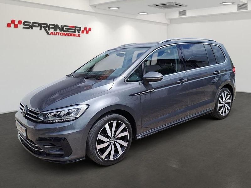 Grau Gebraucht 2020 VW Touran R-line Van / Kleinbus | 25.550 € (Guter Preis) - Bild 1/4