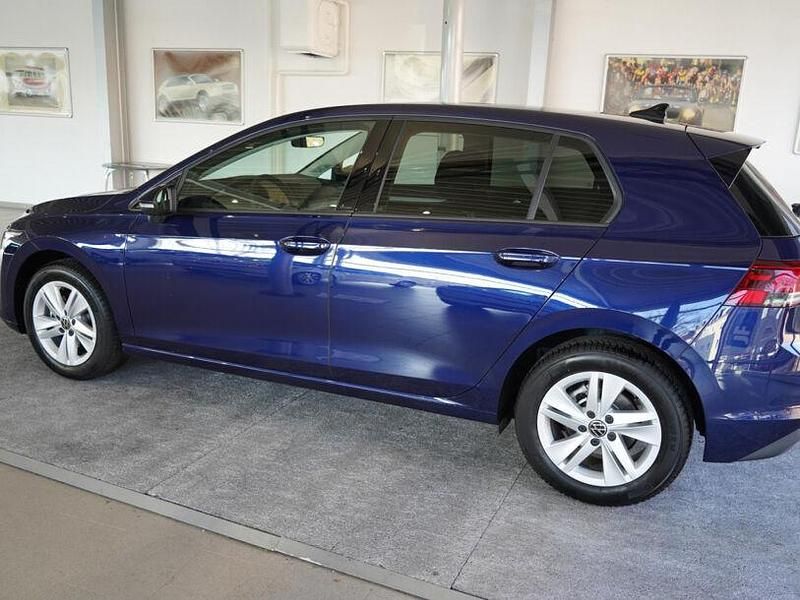 Gebraucht VW Golf VIII 96 PS (70 kW) 2024 Blau