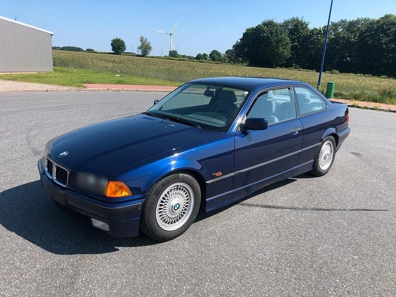 Gebraucht BMW 316 102 PS (75 kW) 1995 Blau Coupé