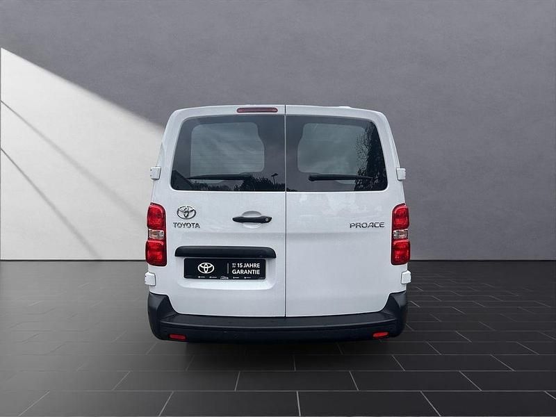 Gebraucht Toyota Proace 144 PS (105 kW) 2021 Weiß Van / Kleinbus