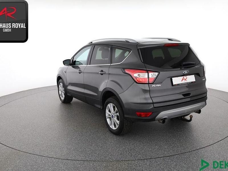 Gebraucht Ford Kuga 175 PS (128 kW) 2018 Grau SUV