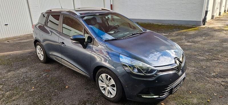 Grau Gebraucht 2019 Renault Clio IV Bose Edition Limousine | 7.900 € (Superpreis) - Bild 1/4