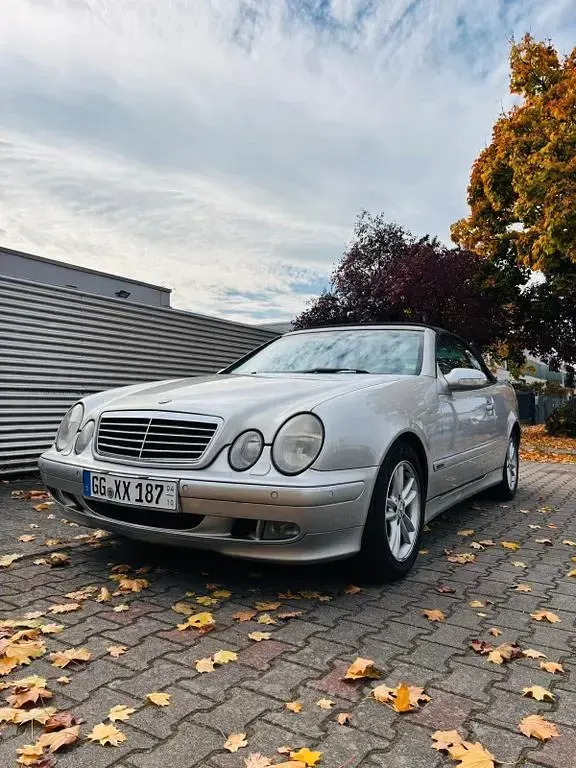 Gebraucht Mercedes CLK230 Avantgarde 197 PS (144 kW) 2001 Silber Cabrio