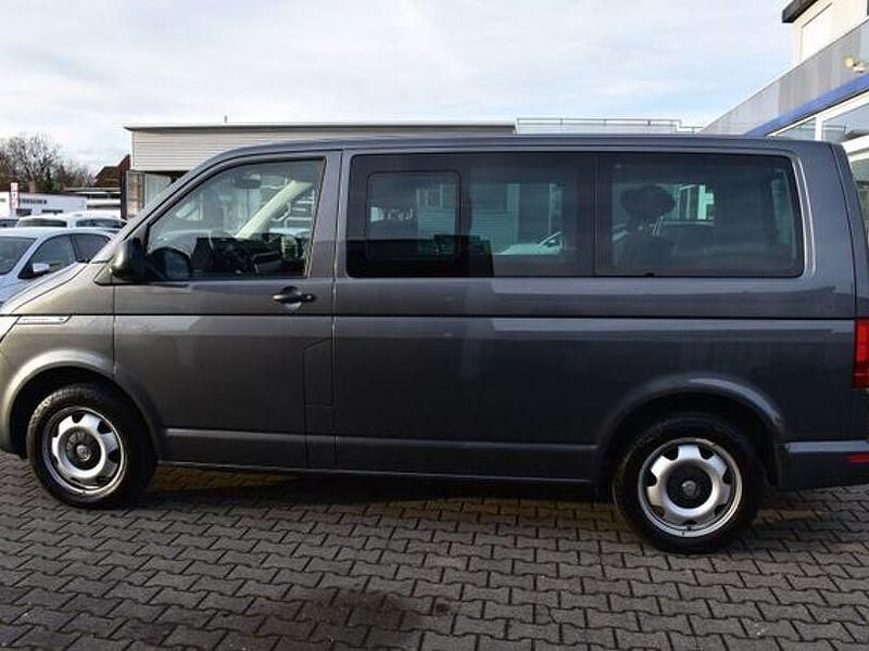 Usado VW Multivan 150 HP (110 kW) 2021 Cinzento Monovolume