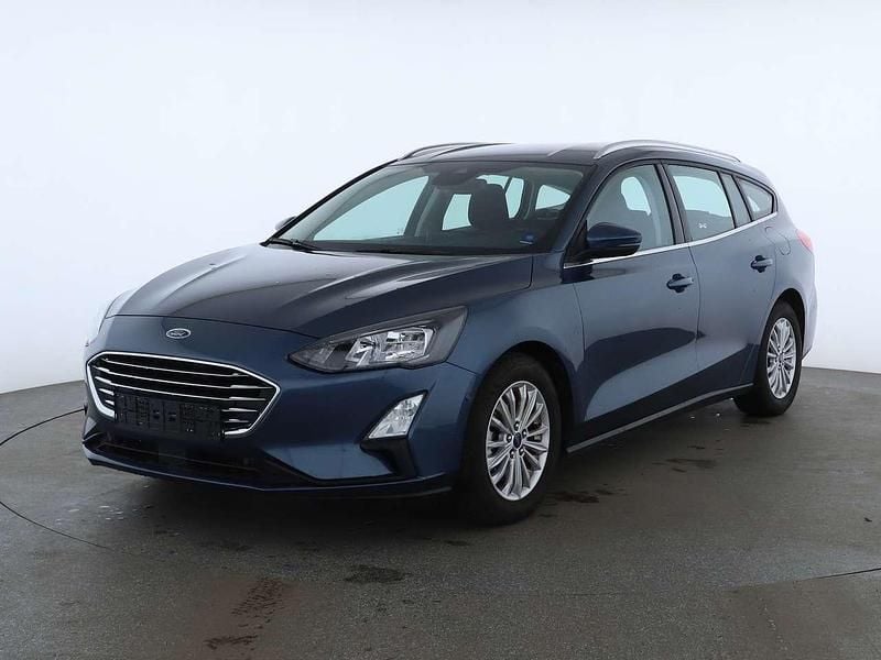 Chromablau metallic Gebraucht 2021 Ford Focus Titanium Kombi | 16.500 € (Superpreis) - Bild 1/4