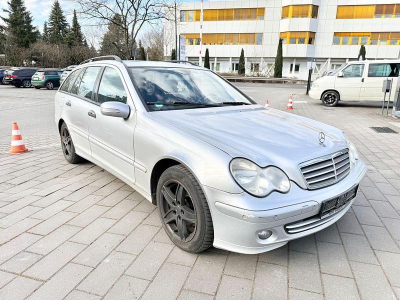 Gebraucht Mercedes C220 150 PS (110 kW) 2007 Silber Kombi
