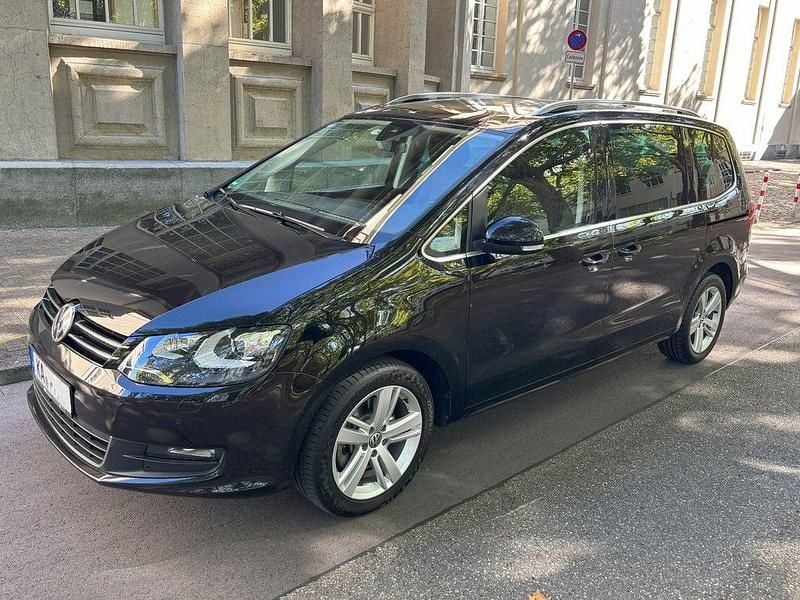 Schwarz Gebraucht 2016 VW Sharan Van / Kleinbus | 17.500 € (Guter Preis) - Bild 1/4