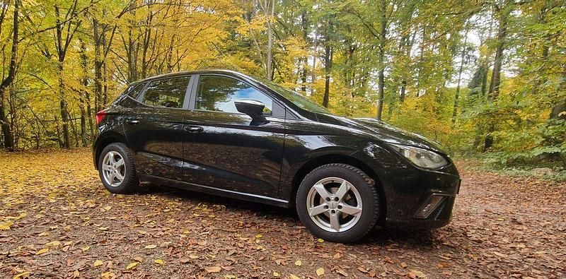 Schwarz Gebraucht 2017 Seat Ibiza Style Kleinwagen | 9.200 € (Superpreis) - Bild 1/4
