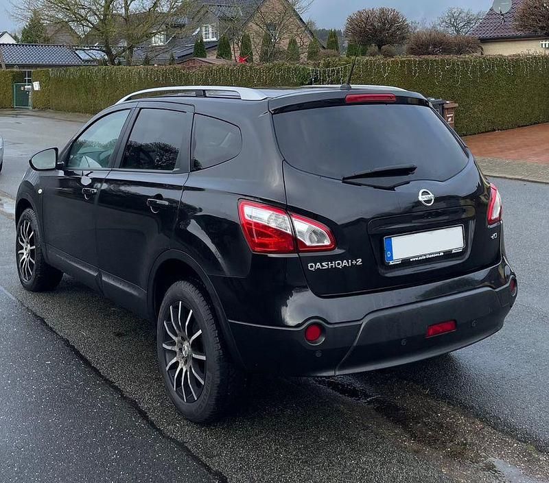 Gebraucht Nissan Qashqai +2 Tekna 150 PS (110 kW) 2011 Schwarz SUV