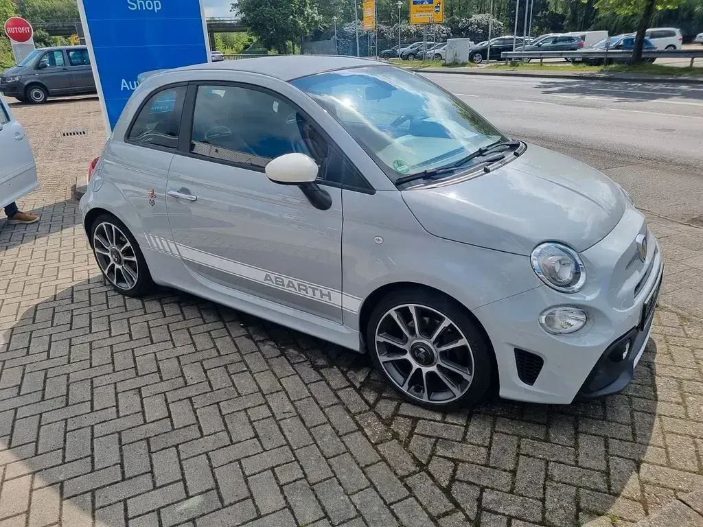 Gebraucht Abarth 595C Turismo 165 PS (121 kW) 2020 Grau Cabrio