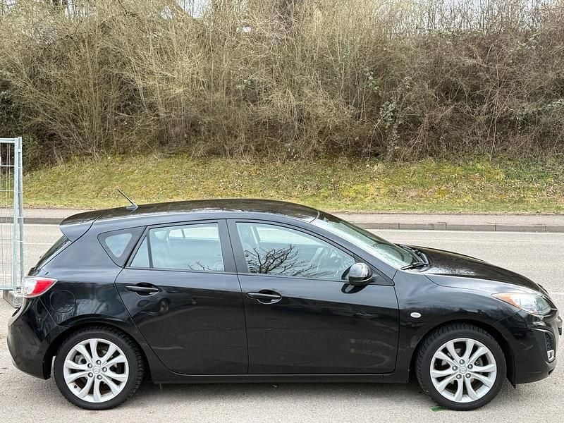 Gebraucht Mazda 3 90th Anniversary 105 PS (77 kW) 2011 Schwarz Limousine
