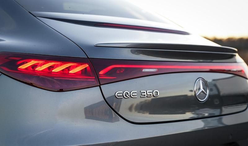 Gebraucht Mercedes EQE350 214 kW (292 PS) 2023 Grau Limousine