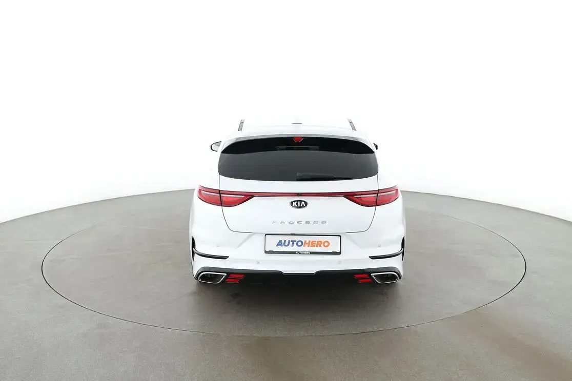 Gebraucht Kia ProCeed GT 204 PS (150 kW) 2021 Weiß Kombi