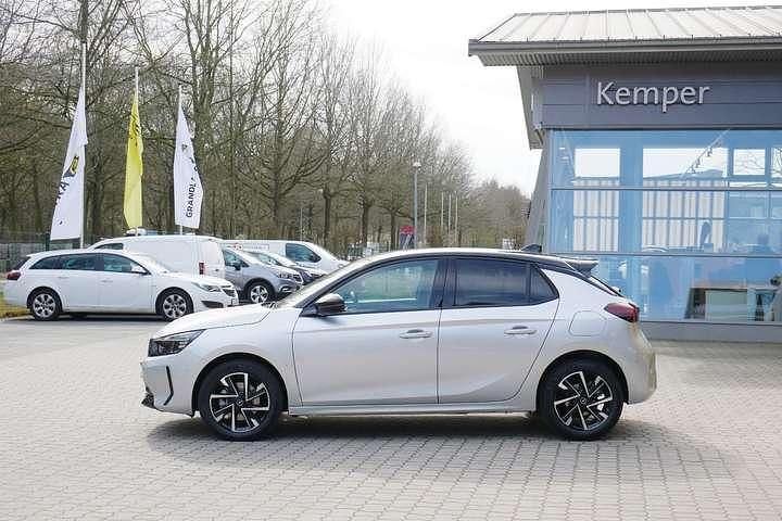 Second-hand Opel Corsa 110 CP (80 kW) 2024 Argintiu Hatchback