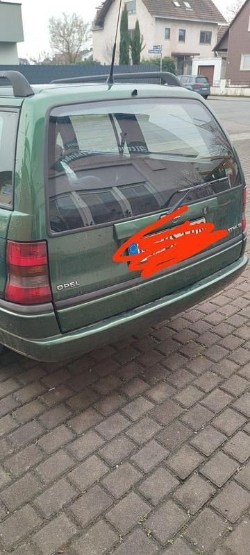 Braun Gebraucht 1997 Opel Astra Kombi | 1.400 € (Guter Preis) - Bild 1/4