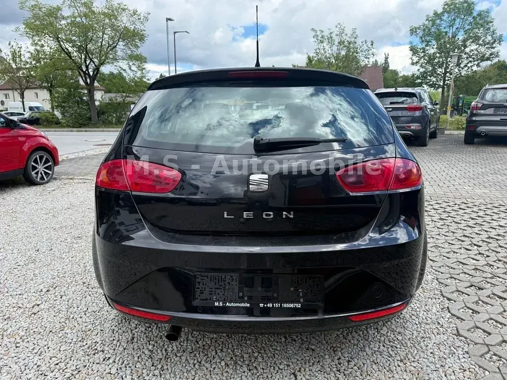 Gebraucht Seat Leon Style 105 PS (77 kW) 2011 Schwarz Kleinwagen