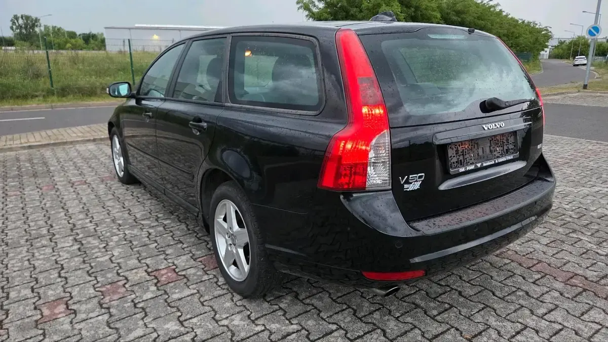 Gebraucht Volvo V50 180 PS (132 kW) 2007 Schwarz Kombi