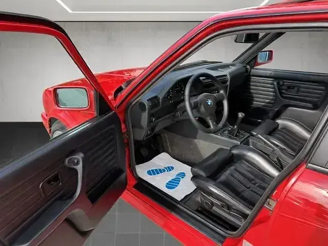 Gebraucht BMW 325 Performance 170 PS (125 kW) 1991 Rot Limousine