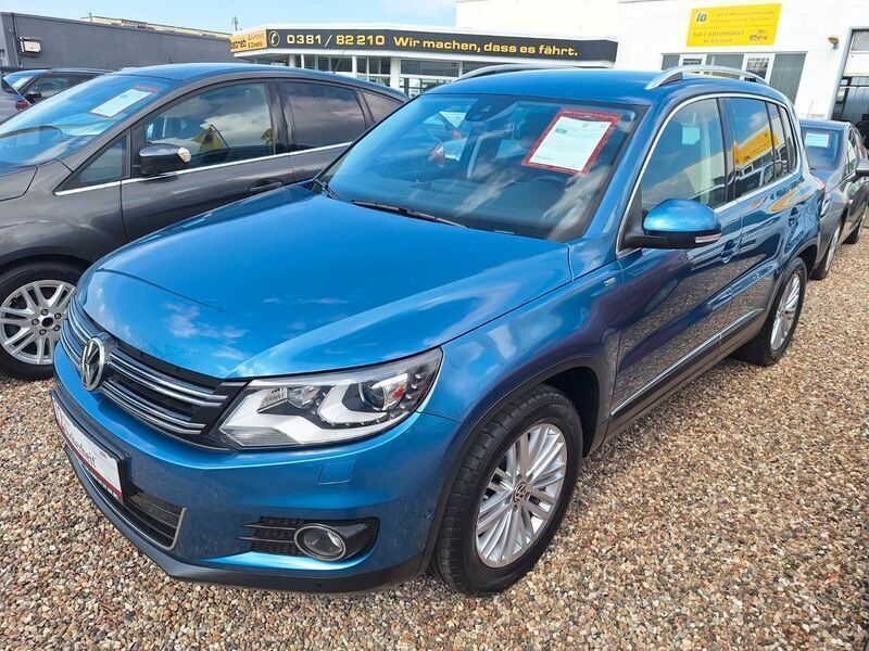 Blau Gebraucht 2014 VW Tiguan Sportline SUV | 13.990 € (Fairer Preis) - Bild 1/4