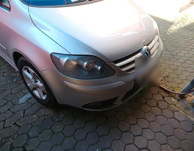 Gebraucht VW Golf V 102 PS (75 kW) 2007 Silber Limousine