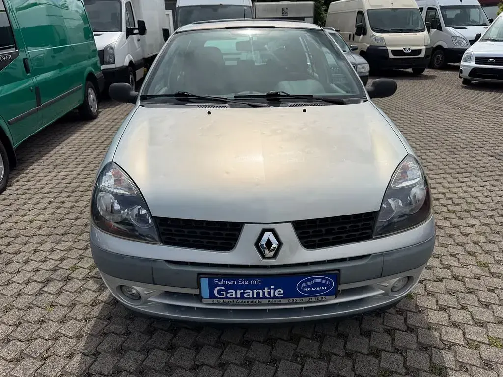 Gebraucht Renault Clio II 75 PS (55 kW) 2003 Grau Limousine