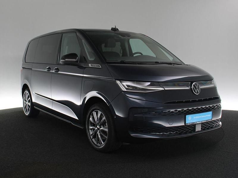 Second-hand VW Multivan Energetic 218 CP (160 kW) 2023 Albastru Monovolum