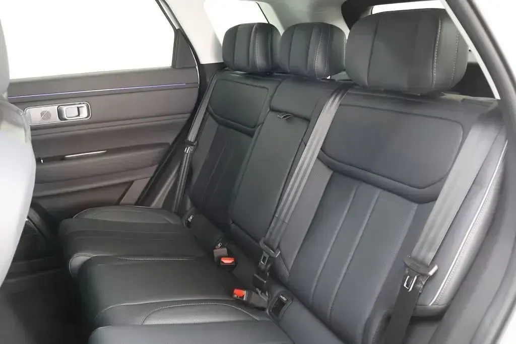 Neu Jaecoo 7 347 PS (255 kW) 2026 Schwarz SUV