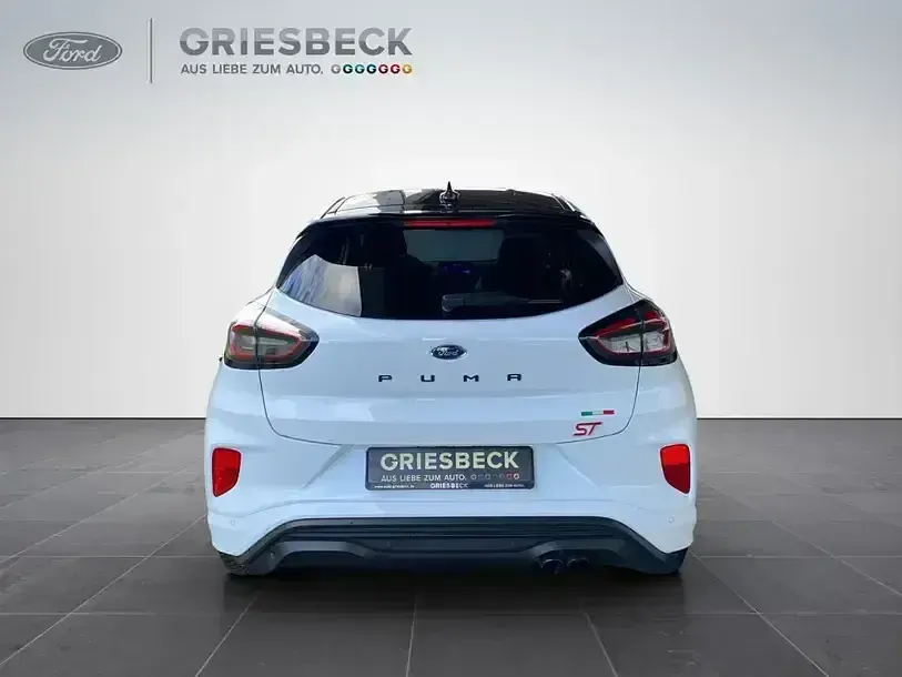 Używany Ford Puma ST 200 KM (147 kW) 2022 Biały SUV