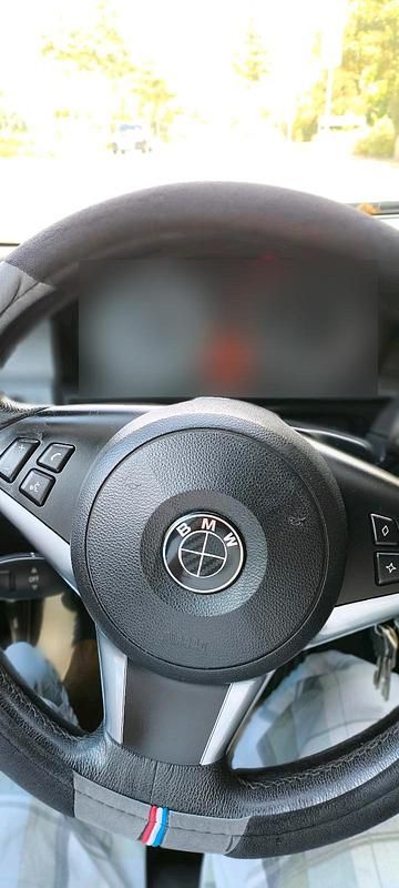 Gebraucht BMW 523 190 PS (139 kW) 2007 Silber Limousine