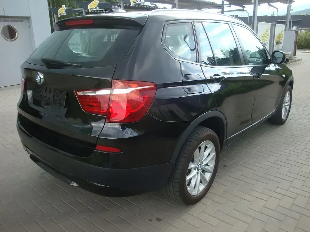 Gebraucht BMW X3 184 PS (135 kW) 2011 Schwarz SUV