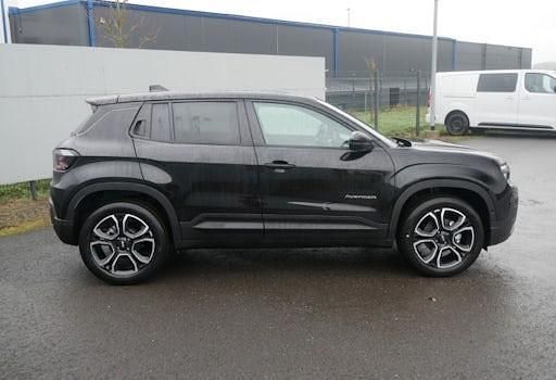 Neu Jeep Avenger Summit 100 PS (73 kW) 2026 Schwarz SUV