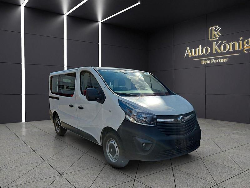 Gebraucht Opel Vivaro 95 PS (69 kW) 2018 Weiß Van / Kleinbus