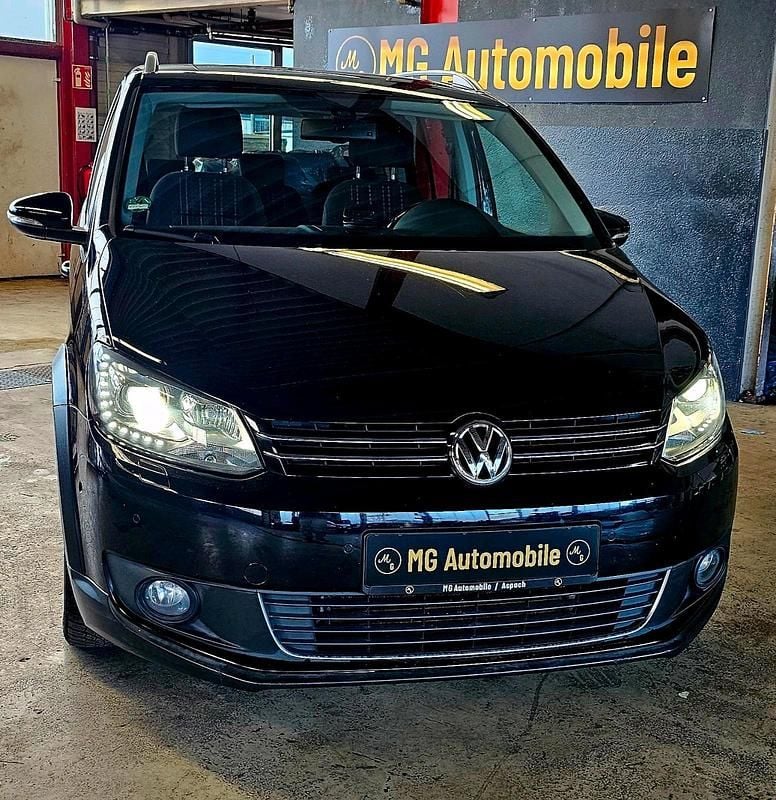 Gebraucht VW Touran Cross 140 PS (102 kW) 2013 Schwarz Van / Kleinbus
